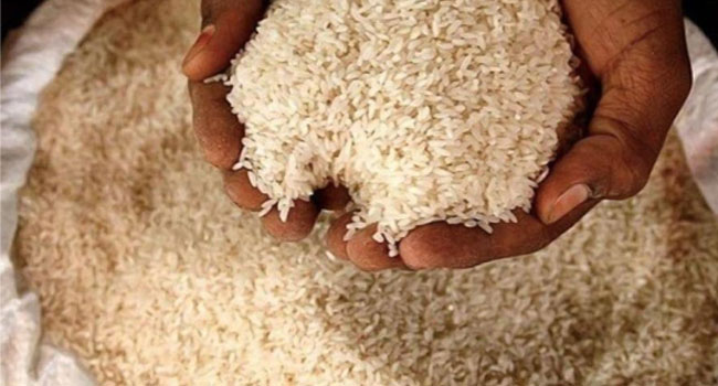 চাল রফতানিতে নিষেধাজ্ঞা আংশিক প্রত্যাহার,২,০০০ টন ‘অ-বাসমতি ছাড়পত্র দিয়েছে ভারত সরকার