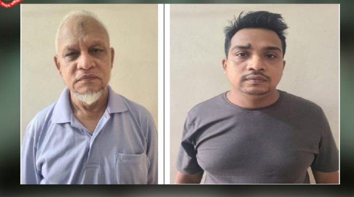 রাজধানীর হাজারীবাগে বৈষম্যবিরোধী ছাত্র আন্দোলন চলাকালে নিহত শিক্ষার্থী আব্দুল মোতালিব হত্যা মামলায় আওয়ামী লীগের দুই নেতাকে গ্রেফতার করেছে ডিএমপির হাজারীবাগ থানা পুলিশ