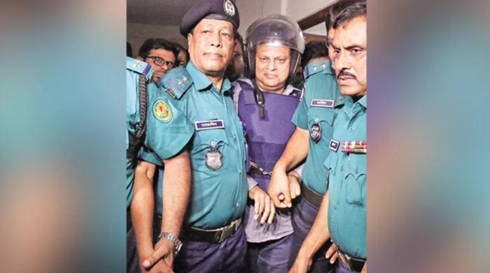 সাবেক সেনা কর্মকর্তা জিয়াউল আহসানকে জিজ্ঞাসাবাদ । ফাইল ছবি