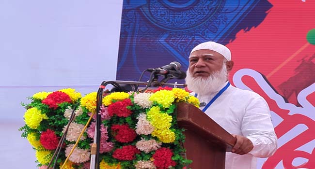 নীলফামারীতে জামায়াতের কর্মী সম্মেলনে প্রধান অতিথির বক্তব্য দিচ্ছেন ডা. শফিকুর রহমান